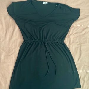 GAP black dress